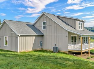 151 Ridgeside Dr, West Jefferson, NC 28694