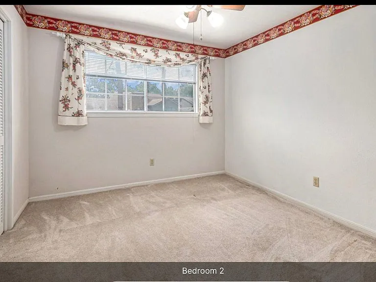15014 Hollydale Dr — Photo 15