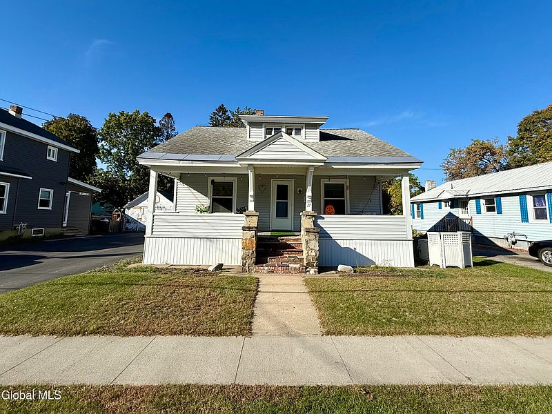 2nd image of 27 William Street