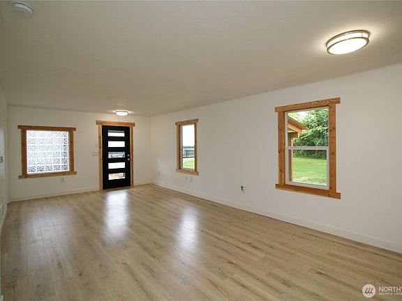 5th image of 10341 SW 184th Avenue
