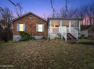 803 Taper Ct, Louisville, KY 40214