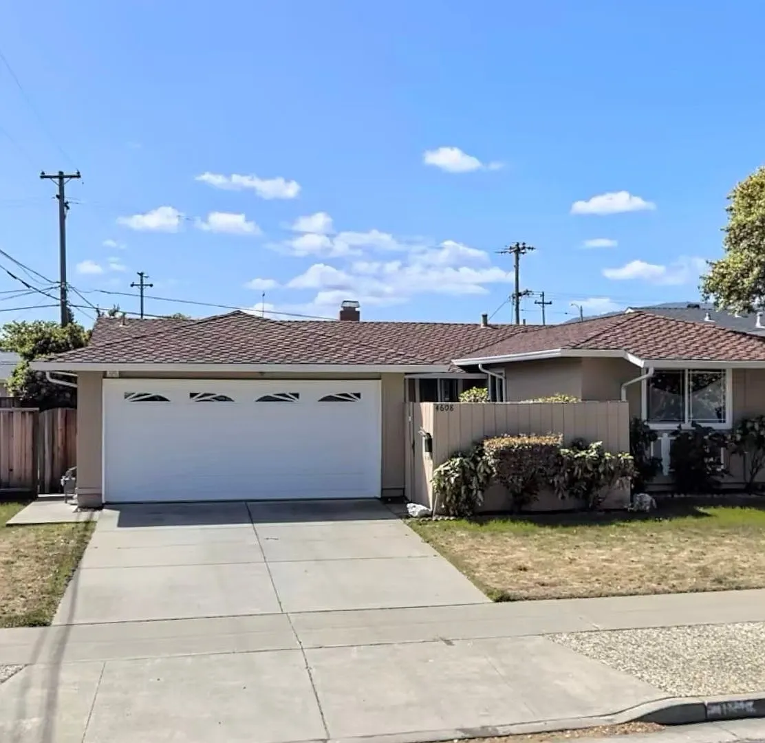 West San Jose - Updated Home With Open Floorplan And Central Ac — Photo 1