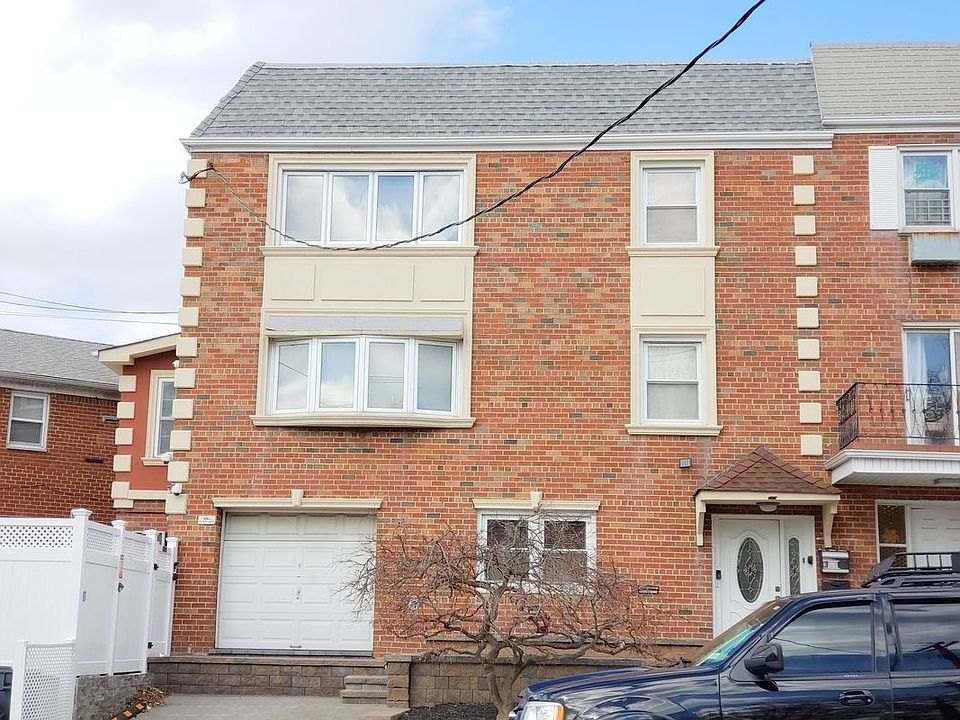 1st image of 15461 20th Ave #1