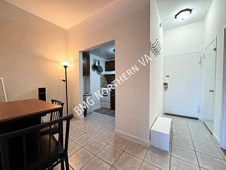 1011 Arlington Blvd #1105 — Photo 9