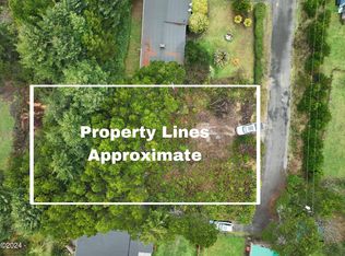 4490 SW Eriksen Ave, Waldport, OR 97394