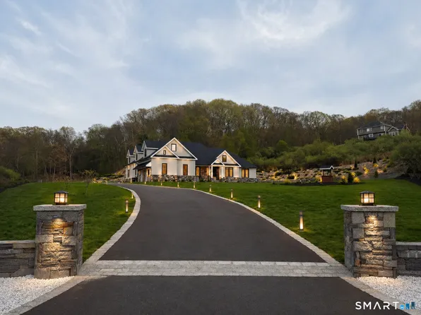 99 Mesa Drive, Bethany, CT 06524