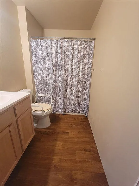3 bed, 1094 sqft, $1,395 — Photo 2