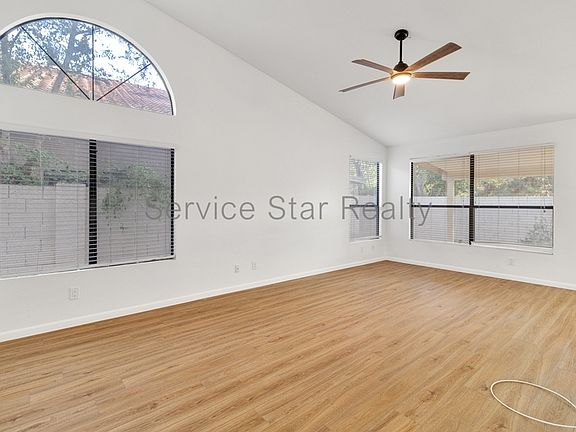 4th image of 179 W Knox Rd