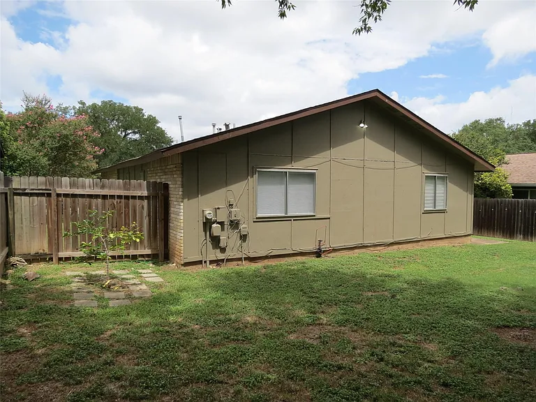 6803 Rearden Rd — Photo 25