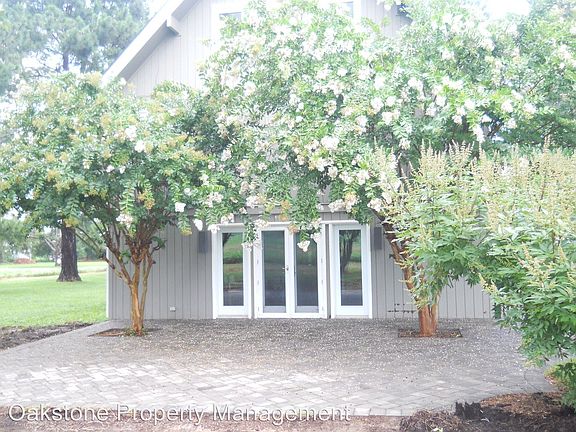 4th image of 3543 Grandview Dr