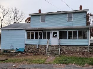 45 Kensington Ave, Methuen, MA 01844