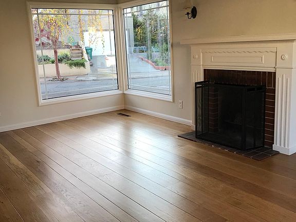4th image of 3049 Brookfield Ave
