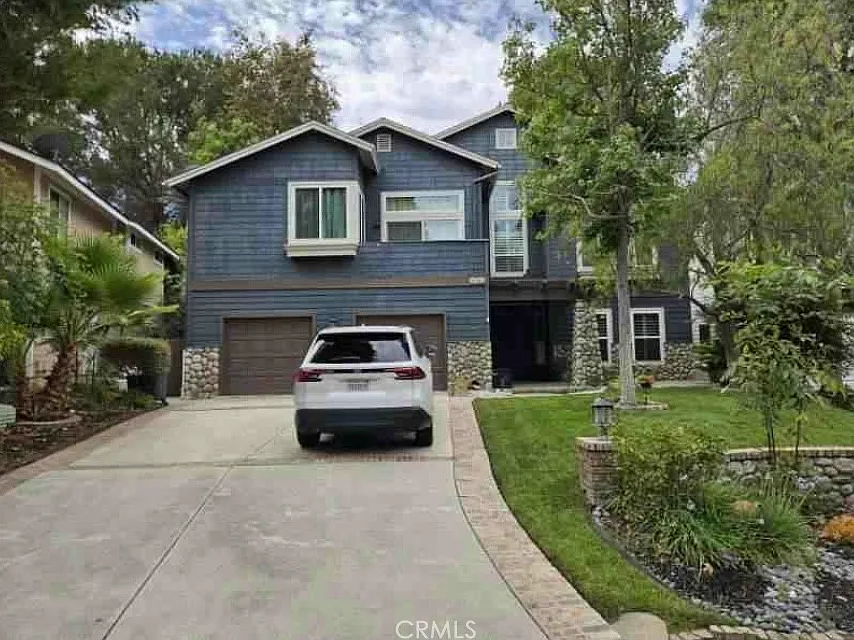 4 bed, 2790 sqft, $7,000 — Photo 1