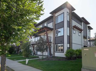 458 Allard Blvd SW, Edmonton, AB T6W3S7