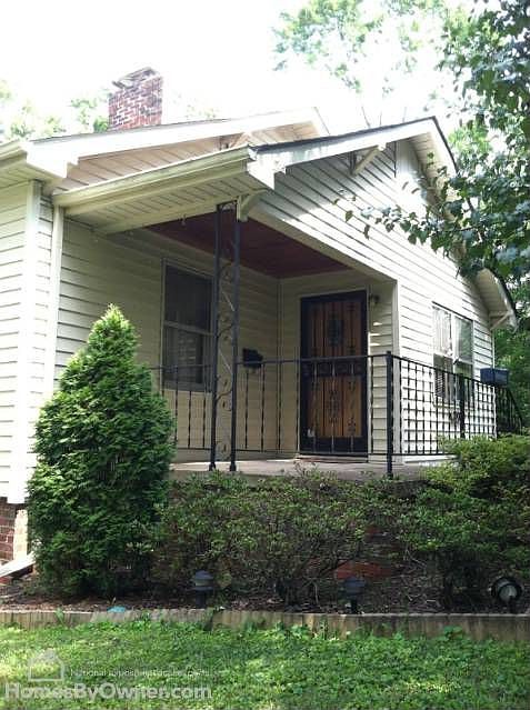 1st image of 2908 Oswald St