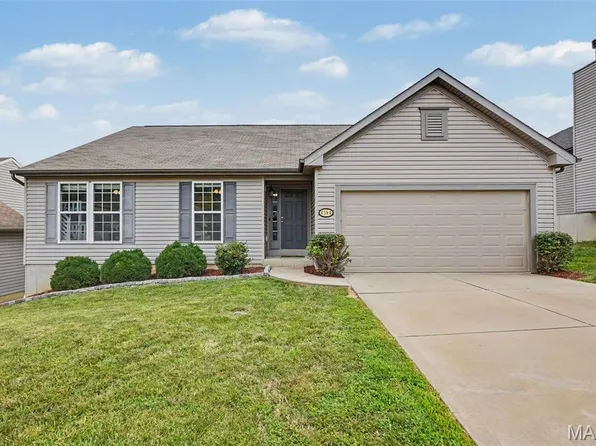 6584 Buckingham Palace Dr, Imperial, MO 63052