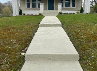 1824 Indian Ridge Rd, Johnson City, TN 37604