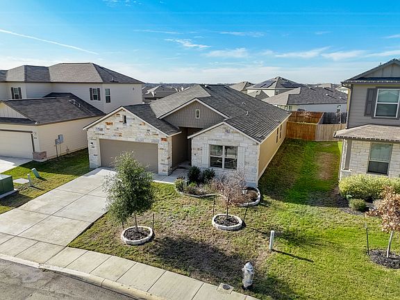 4th image of 10318 Balmorhea