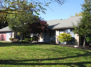 3059 Pinfeather Pl, Auburn, NY 13021