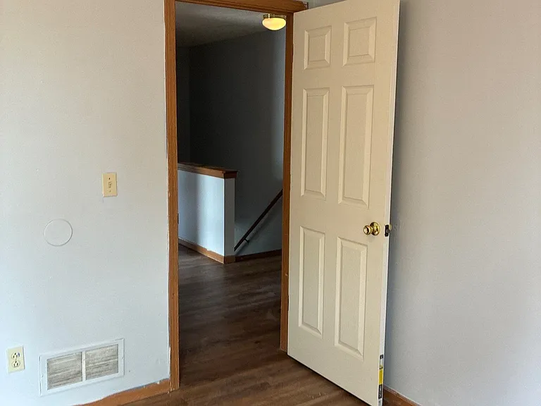 731 Parmalee Ave — Photo 13