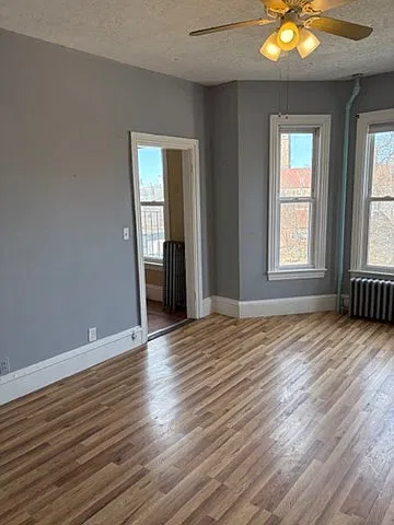 1 bed, 600 sqft, $2,300 — Photo 2