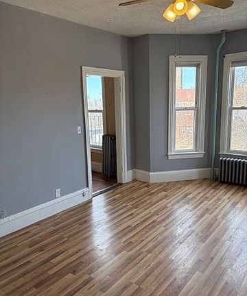 2nd image of 5 Winthrop St #3