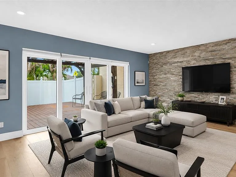 7 Emerald Ct — Photo 16