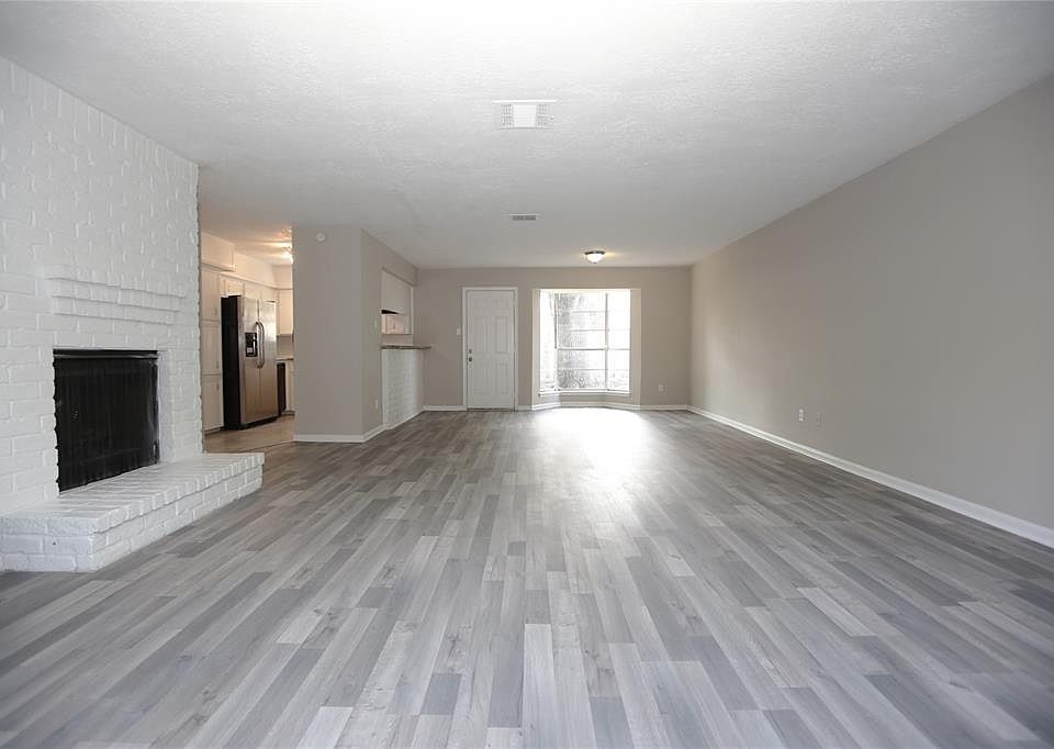 1st image of 9443 Portal Dr