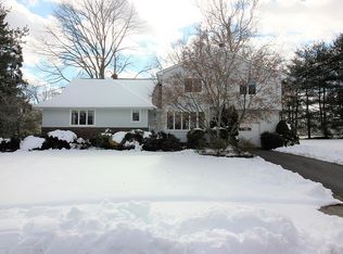 10 Brantwood Ct, East Brunswick, NJ 08816