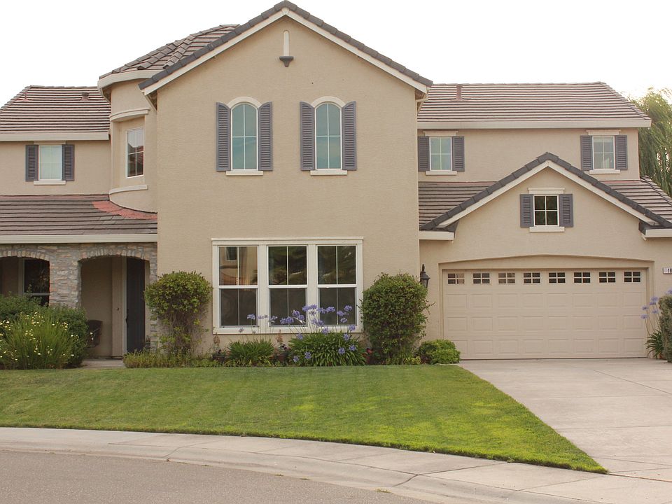 1st image of 18 Sola Ct