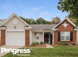 12828 Deaton Hill Dr, Charlotte, NC 28269