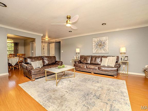 4th image of 1017 Daytona Dr