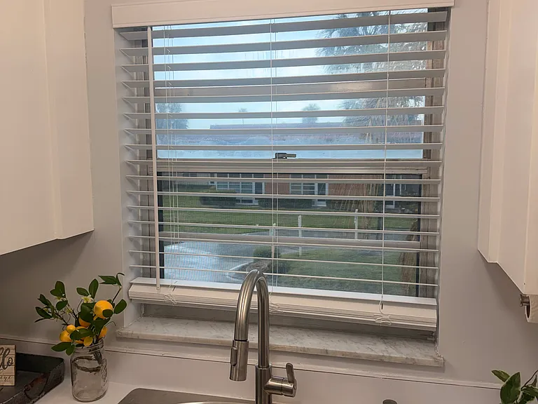 75 Royal Oak Ct #201 — Photo 8
