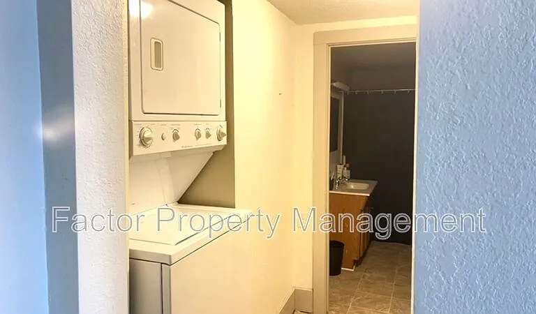 103 Locust St #1 — Photo 11