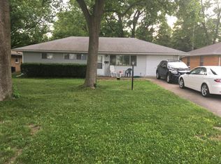 3413 S 5th St, Southern View, IL 62703