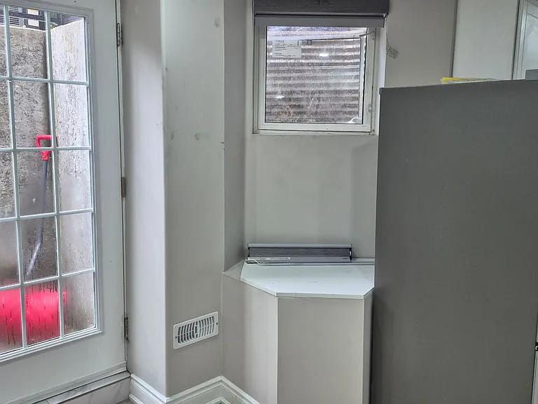 162 Valleyway Dr #BSMNT — Photo 12