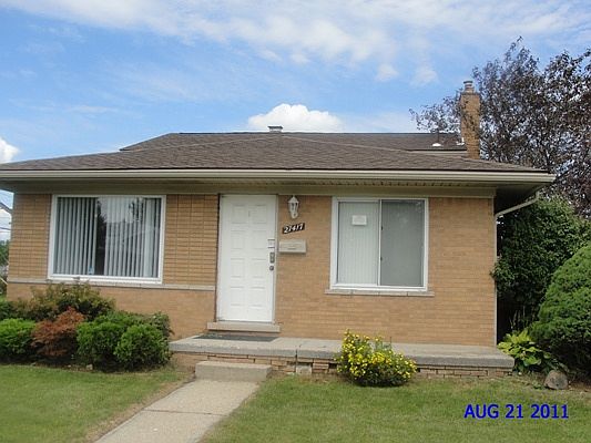 1st image of 27417 Bradner Dr