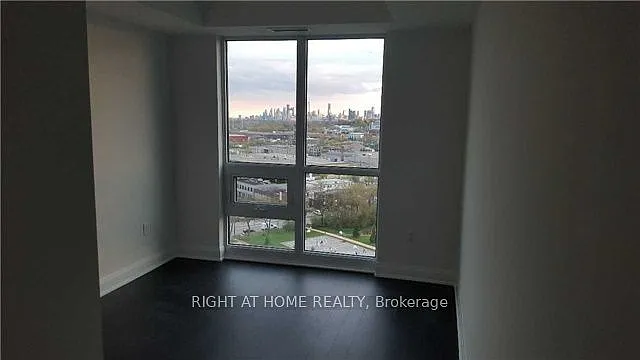 160 Vanderhoof Ave #1413 — Photo 24