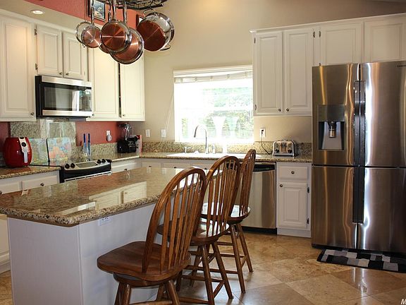 3rd image of 3914 Magnolia Hills Dr