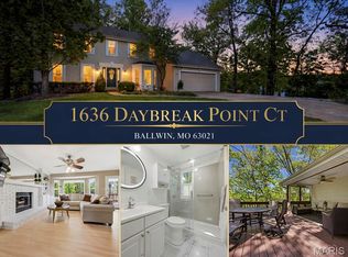 1636 Daybreak Point Ct, Ballwin, MO 63021