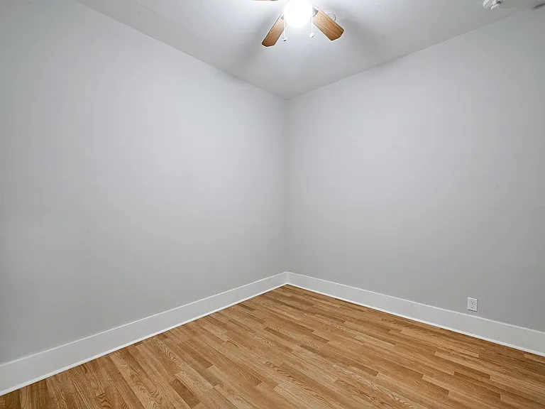 2511 San Gabriel St — Photo 16