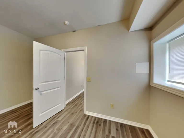111 N Peach Brk — Photo 16