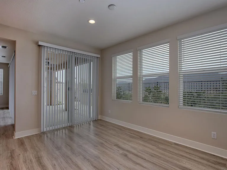 368 Ventasso Way — Photo 6