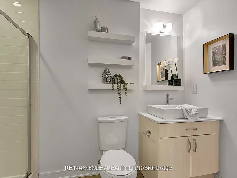 9199 Yonge St #608 — Photo 9