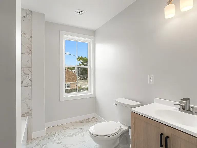 90 Berkshire St #1 — Photo 11