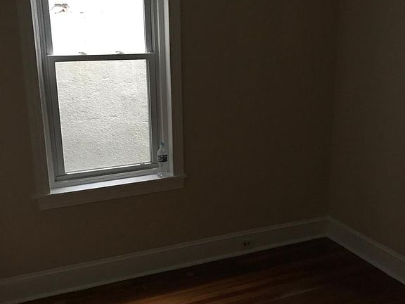 4th image of 5443 Germantown Ave APT 2