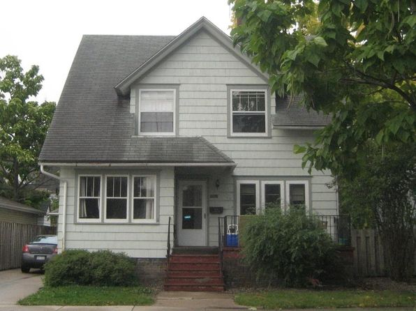 408 Center St