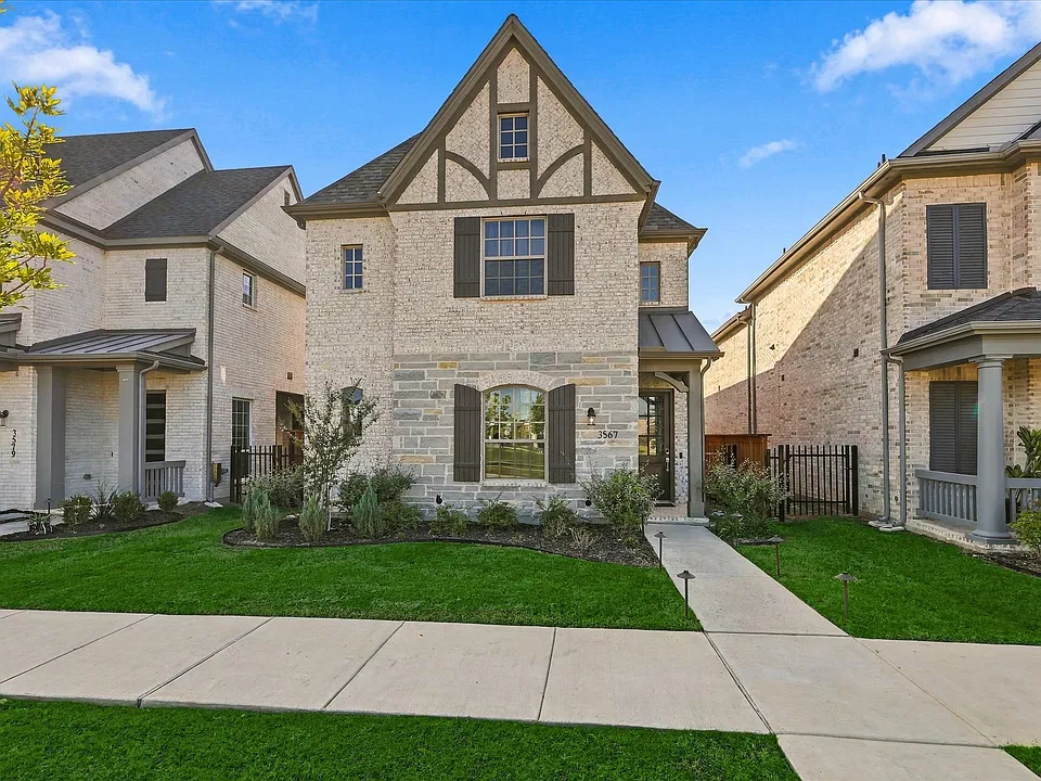 3567 Honeycutt Dr