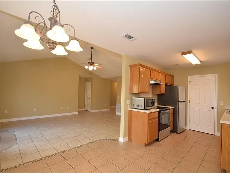 2305 S Choctaw St — Photo 6