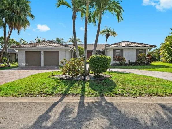 3215 NW 114th Ln, Coral Springs, FL 33065